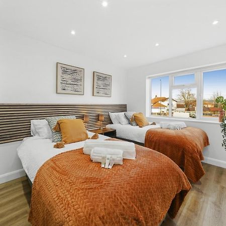 Modern Bungalow In Maidstone Sleeps 5 With Free Parking Exterior foto
