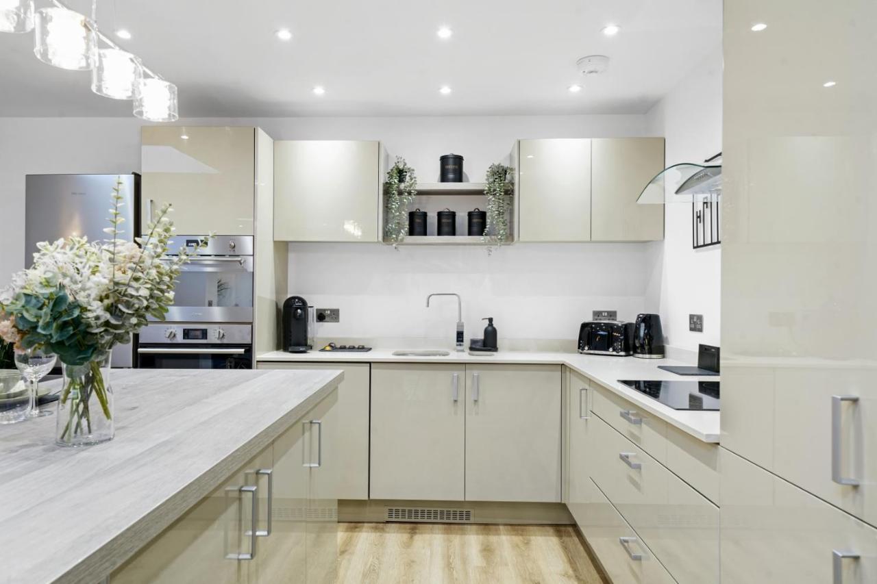 Modern Bungalow In Maidstone Sleeps 5 With Free Parking Exterior foto