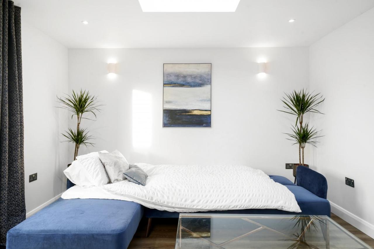 Modern Bungalow In Maidstone Sleeps 5 With Free Parking Exterior foto