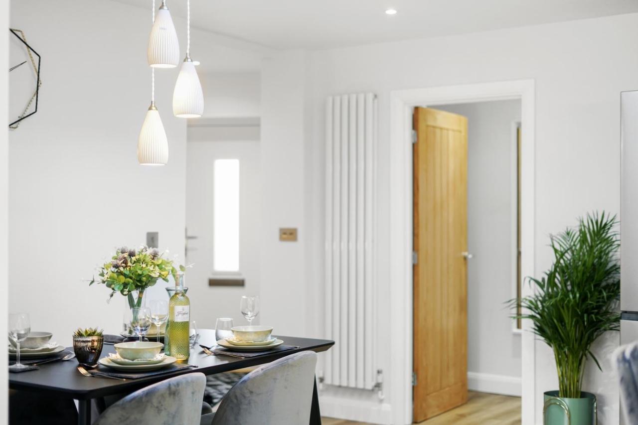 Modern Bungalow In Maidstone Sleeps 5 With Free Parking Exterior foto