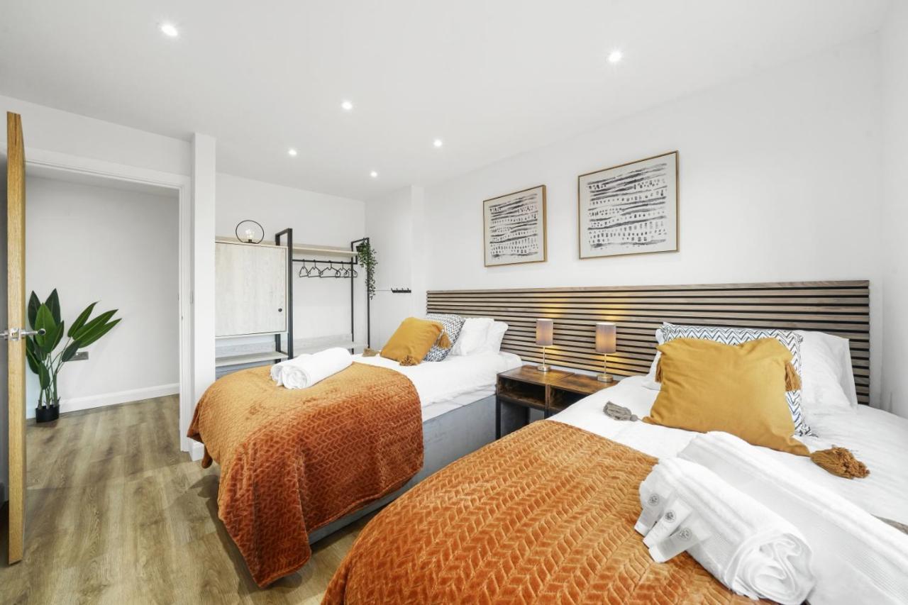 Modern Bungalow In Maidstone Sleeps 5 With Free Parking Exterior foto