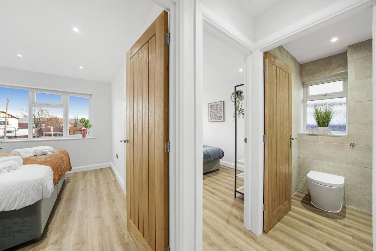 Modern Bungalow In Maidstone Sleeps 5 With Free Parking Exterior foto