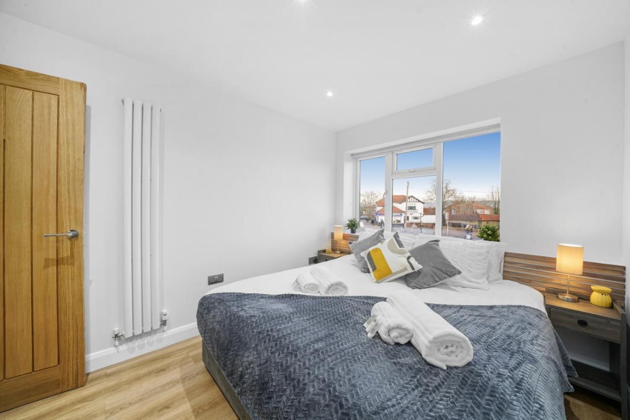 Modern Bungalow In Maidstone Sleeps 5 With Free Parking Exterior foto