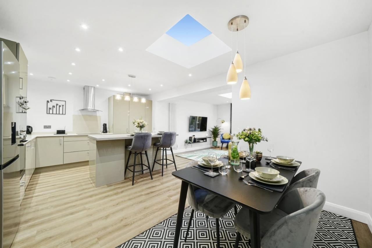 Modern Bungalow In Maidstone Sleeps 5 With Free Parking Exterior foto