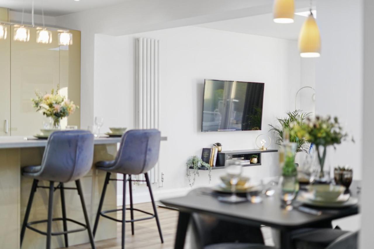 Modern Bungalow In Maidstone Sleeps 5 With Free Parking Exterior foto