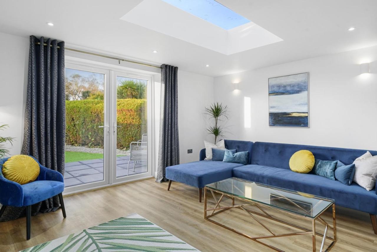 Modern Bungalow In Maidstone Sleeps 5 With Free Parking Exterior foto
